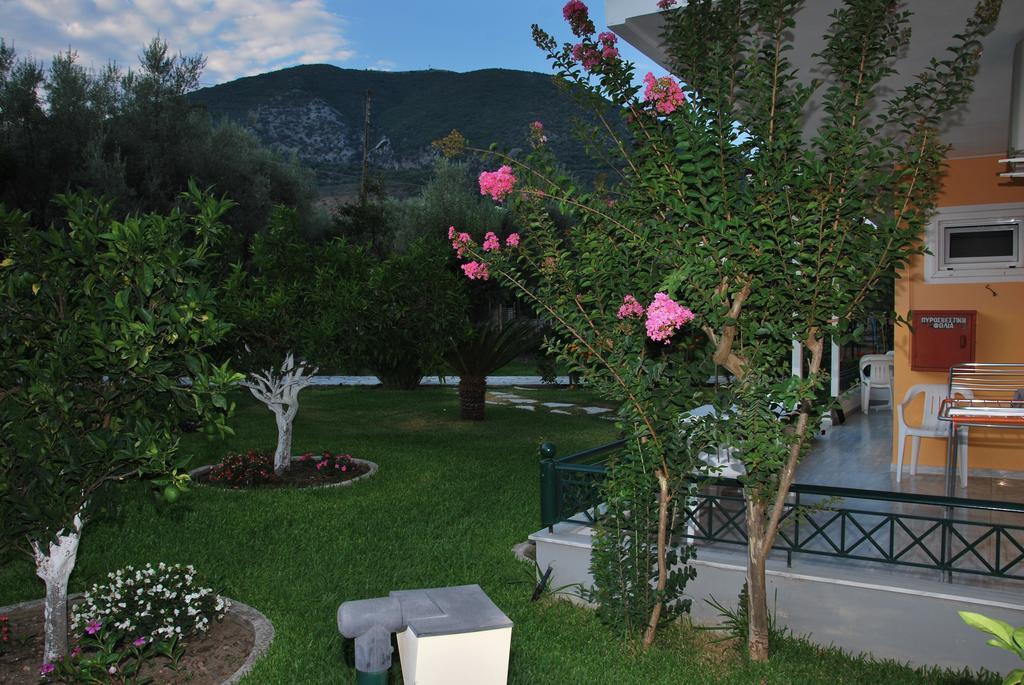 Niriton Pension Nydri  Exterior foto