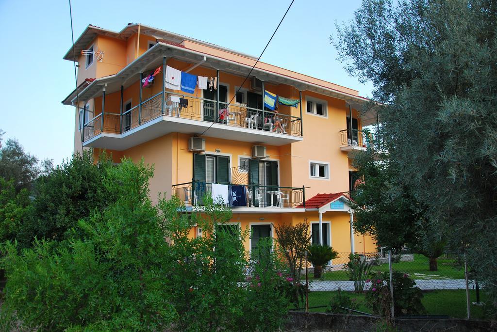 Niriton Pension Nydri  Exterior foto